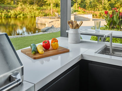 Edgemont Bay | U-Shape Outdoor Kitchen with Bar Seating, Grill & Griddle