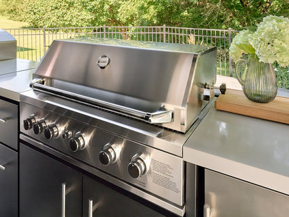 Lancaster | Galley Outdoor Kitchen with Built-In Grill & Griddle